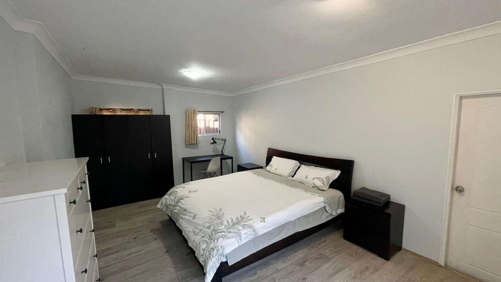 Spacious King Size Private Pet Friendly Sydney