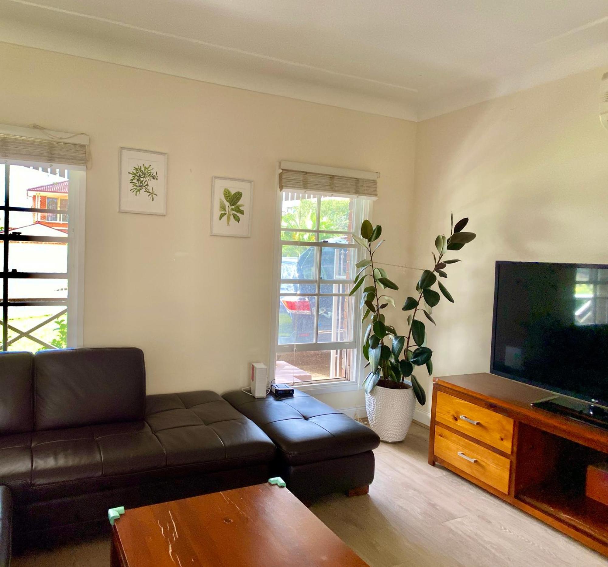 Spacious King Size Private Pet Friendly *
